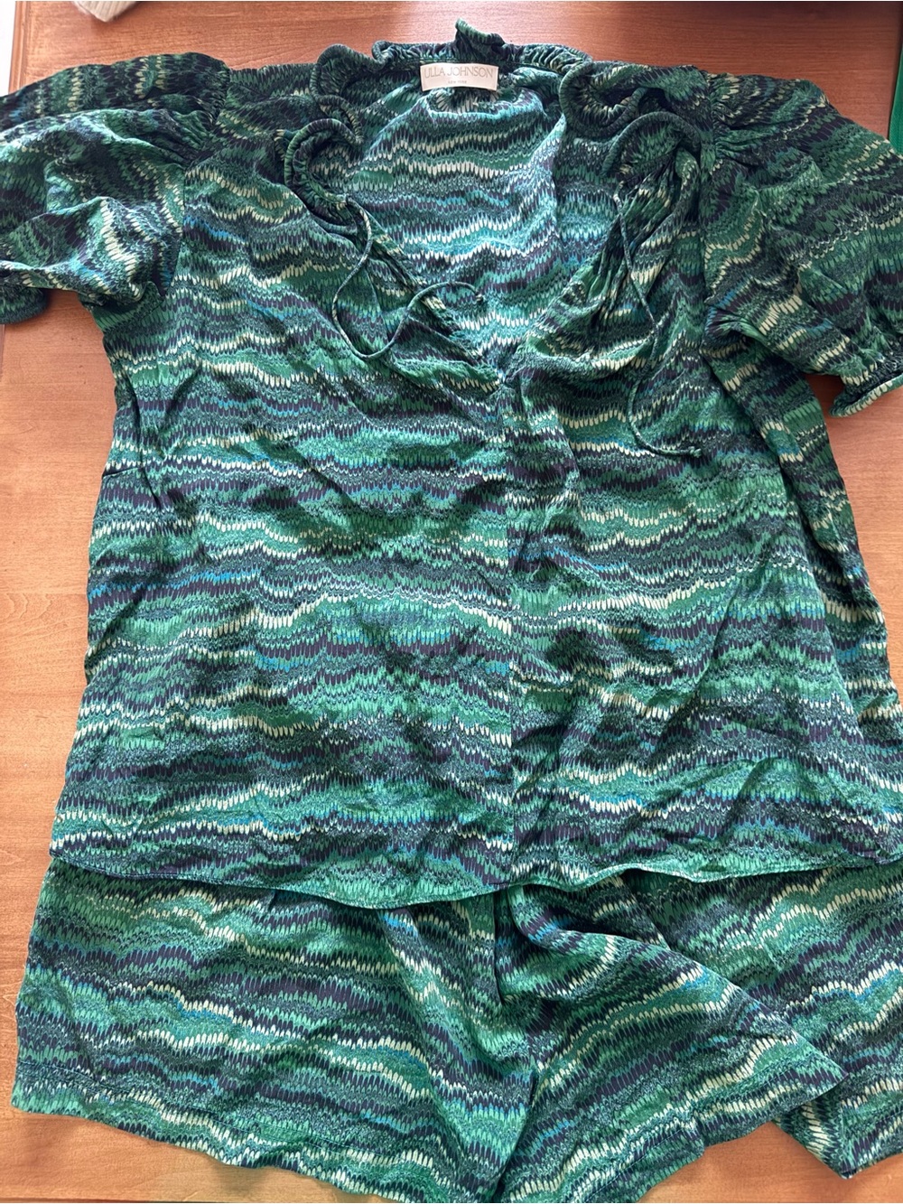 Ulla Johnson Green and cream Wave Knit V-Neck Camisole and shorts